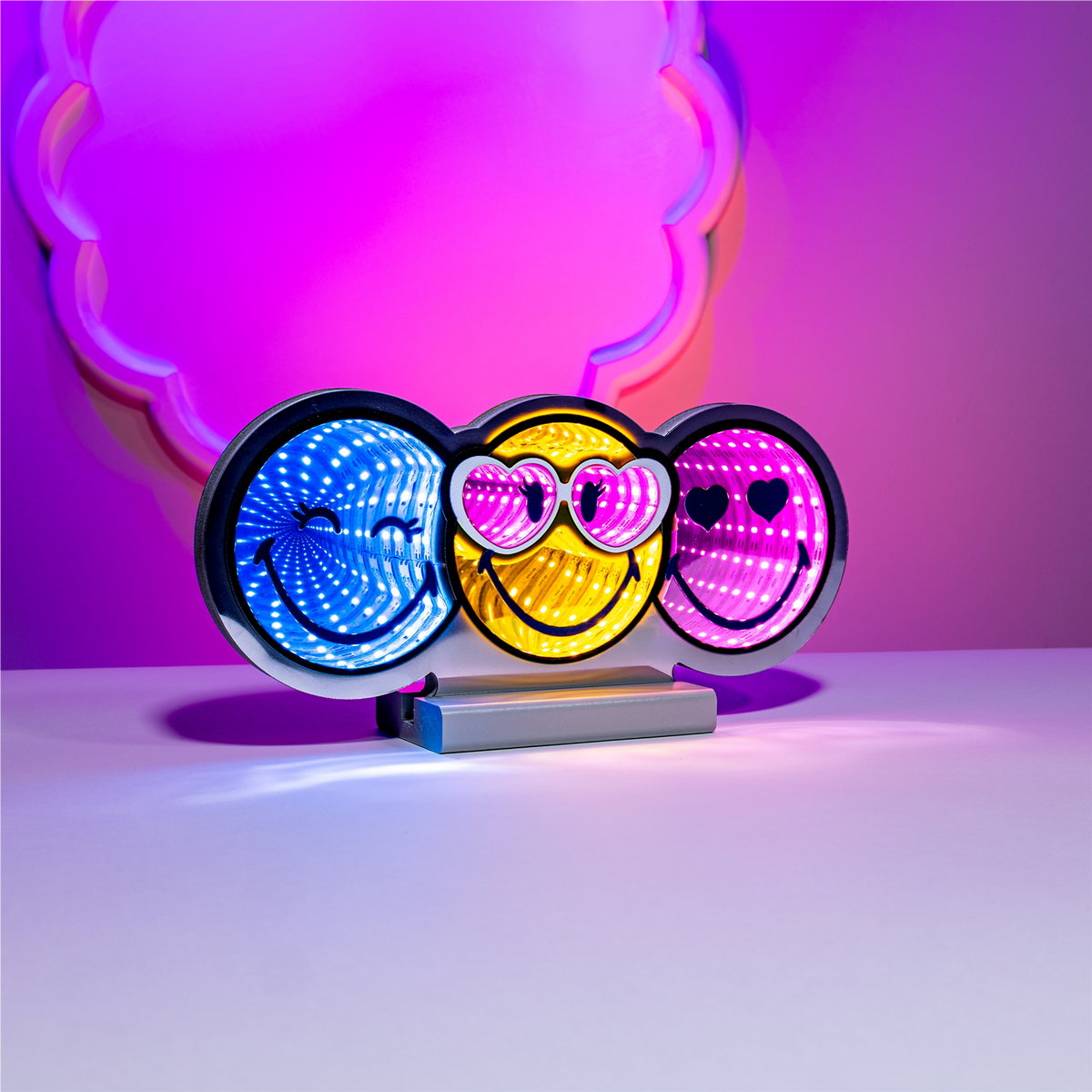 SmileyWorld® Trio Smiley Ekkolight 11.5"L