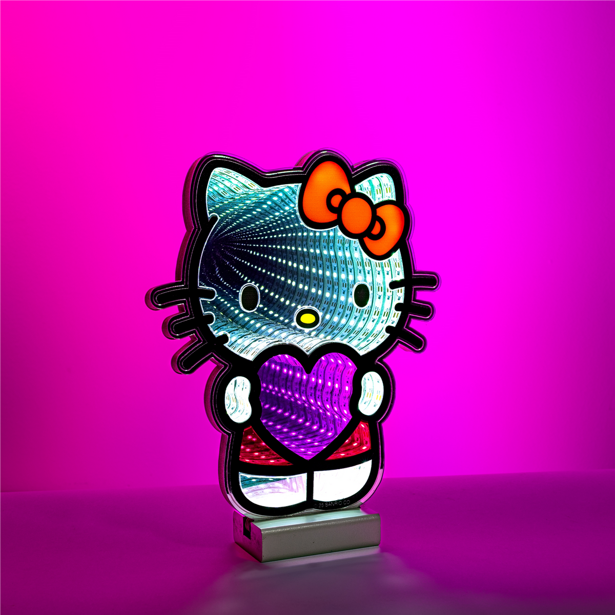 Hello Kitty® Heart Ekkolight 9.5"H